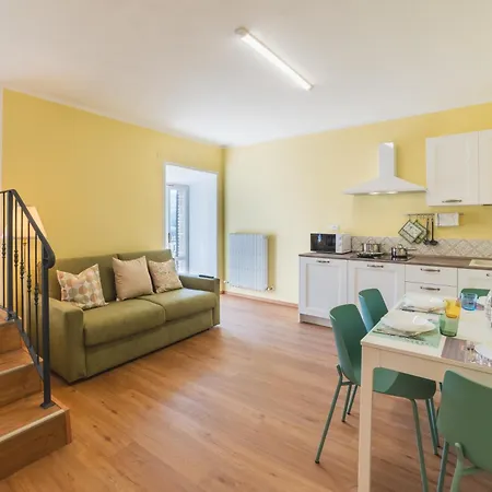 Holiday home Il Gelsomino